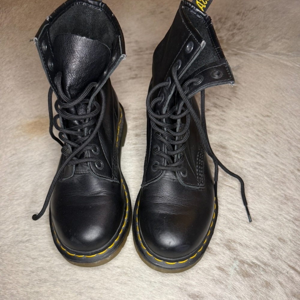 Dr. Martens 1460 SR AW004 Cloud Sole Black Leather Boots Size US Women 6